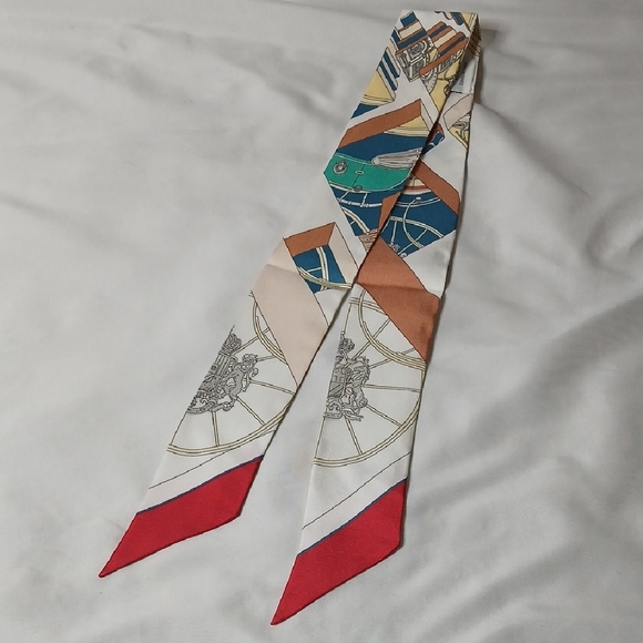 Hermes Springs Springs Silk Twilly Scarf - Picture 3 of 4